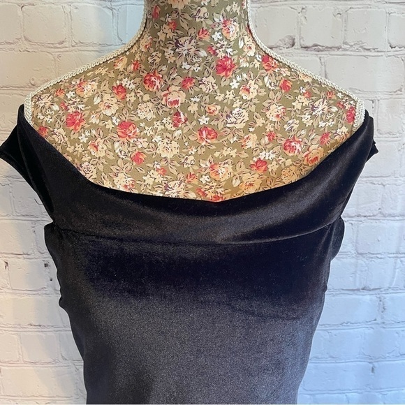Urban Outfitters Velvet Black Dress - Picture 2 of 5